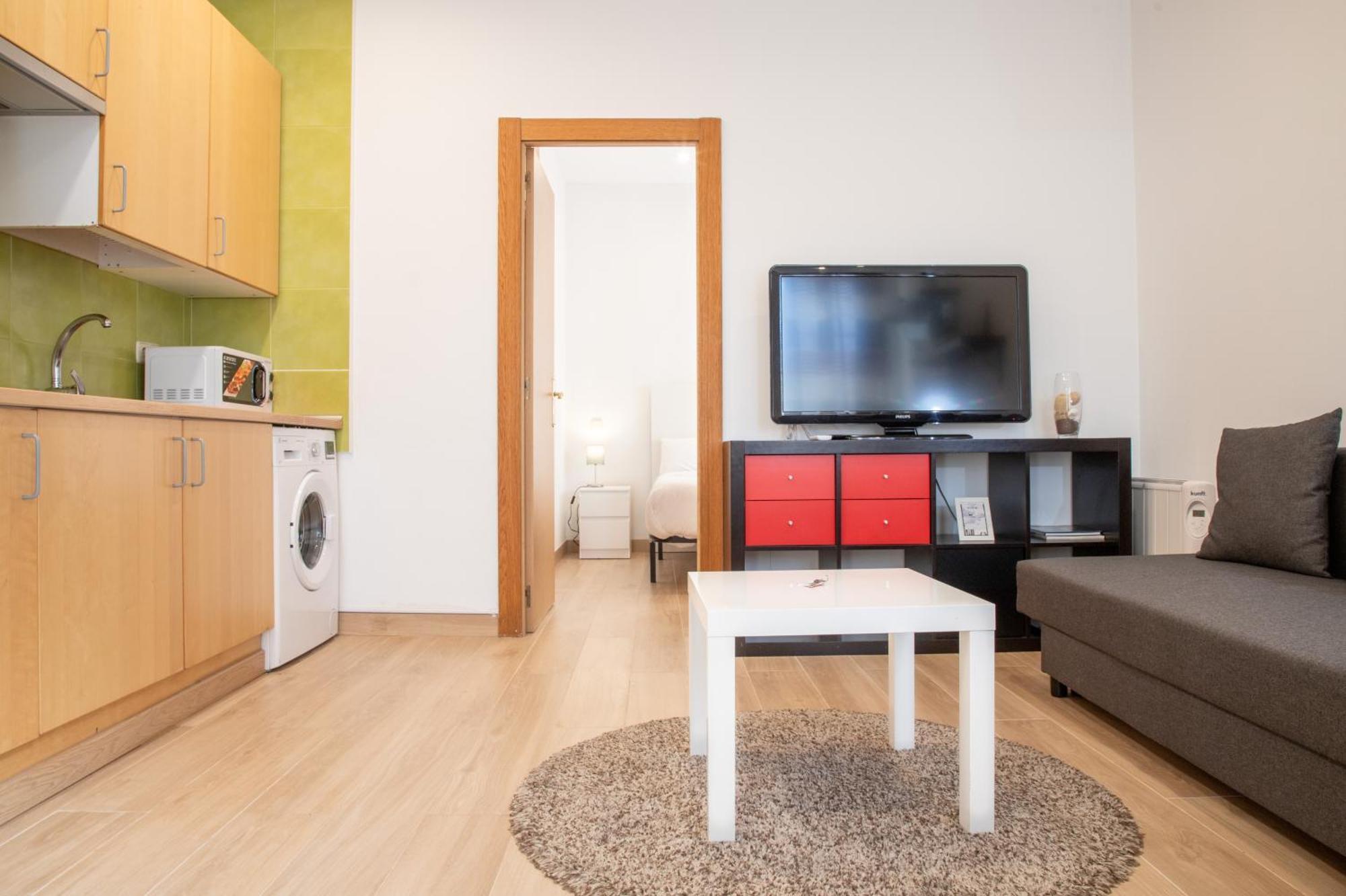Apartamento 10 min de Aeropuerto y 3 min de IFEMA Madrid Exterior foto